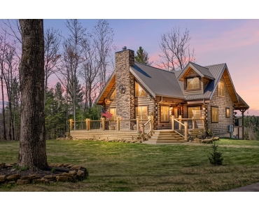 6 Reasons To Build A Custom Log Siding Home