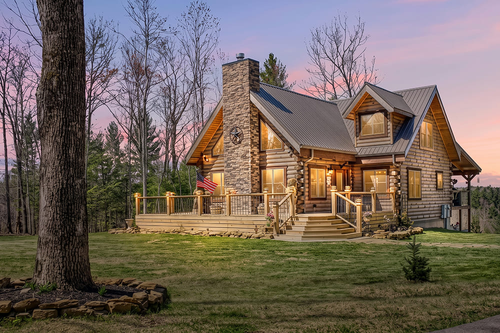 6 Reasons To Build A Custom Log Siding Home