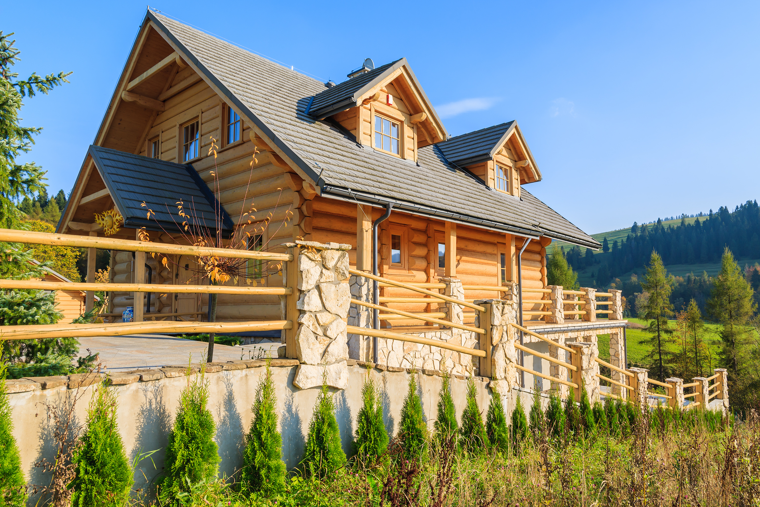 4 Benefits of Dormers on a Log Home