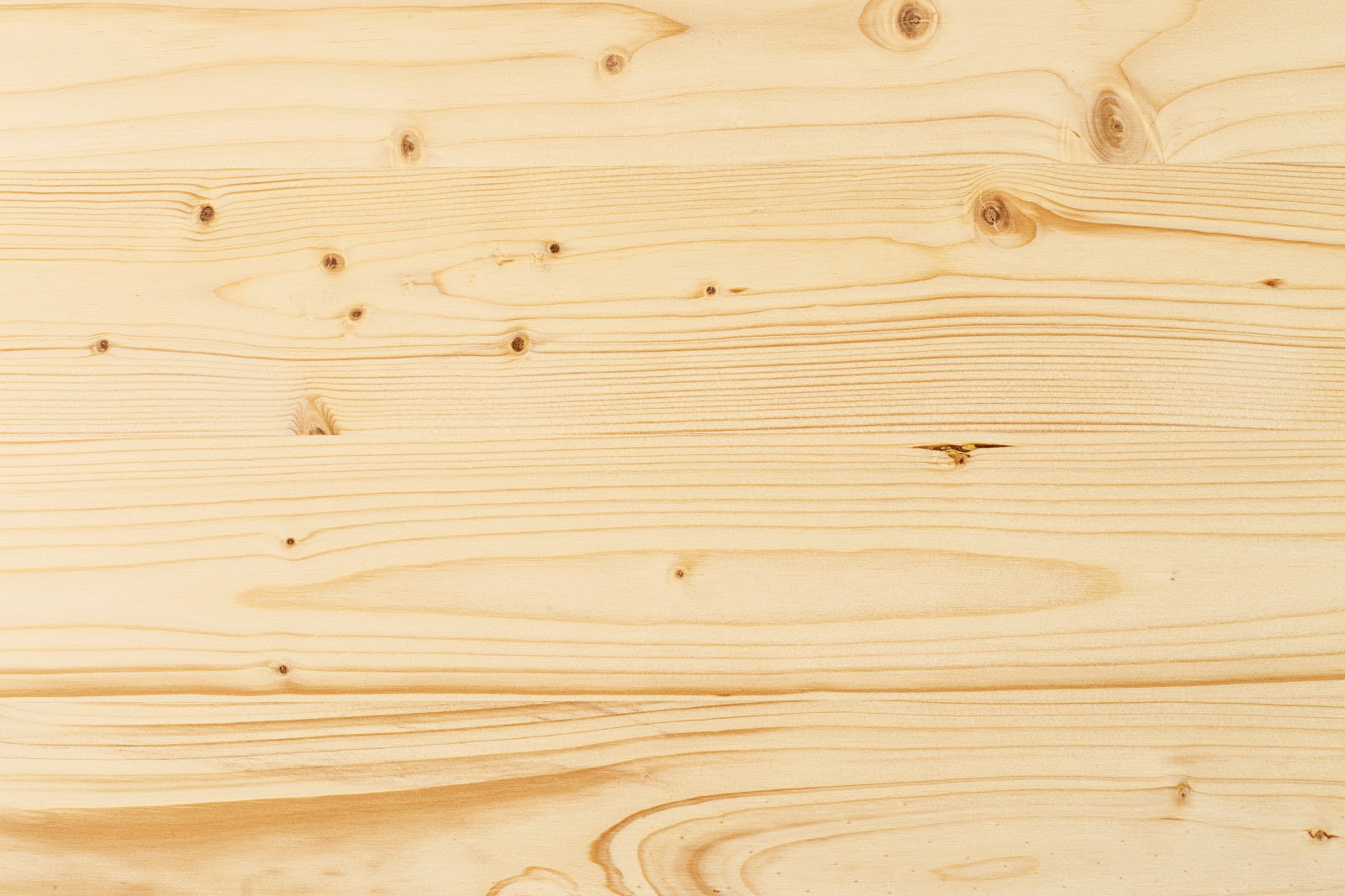 Which Size of Wall Paneling Is Best for Your Cabin?