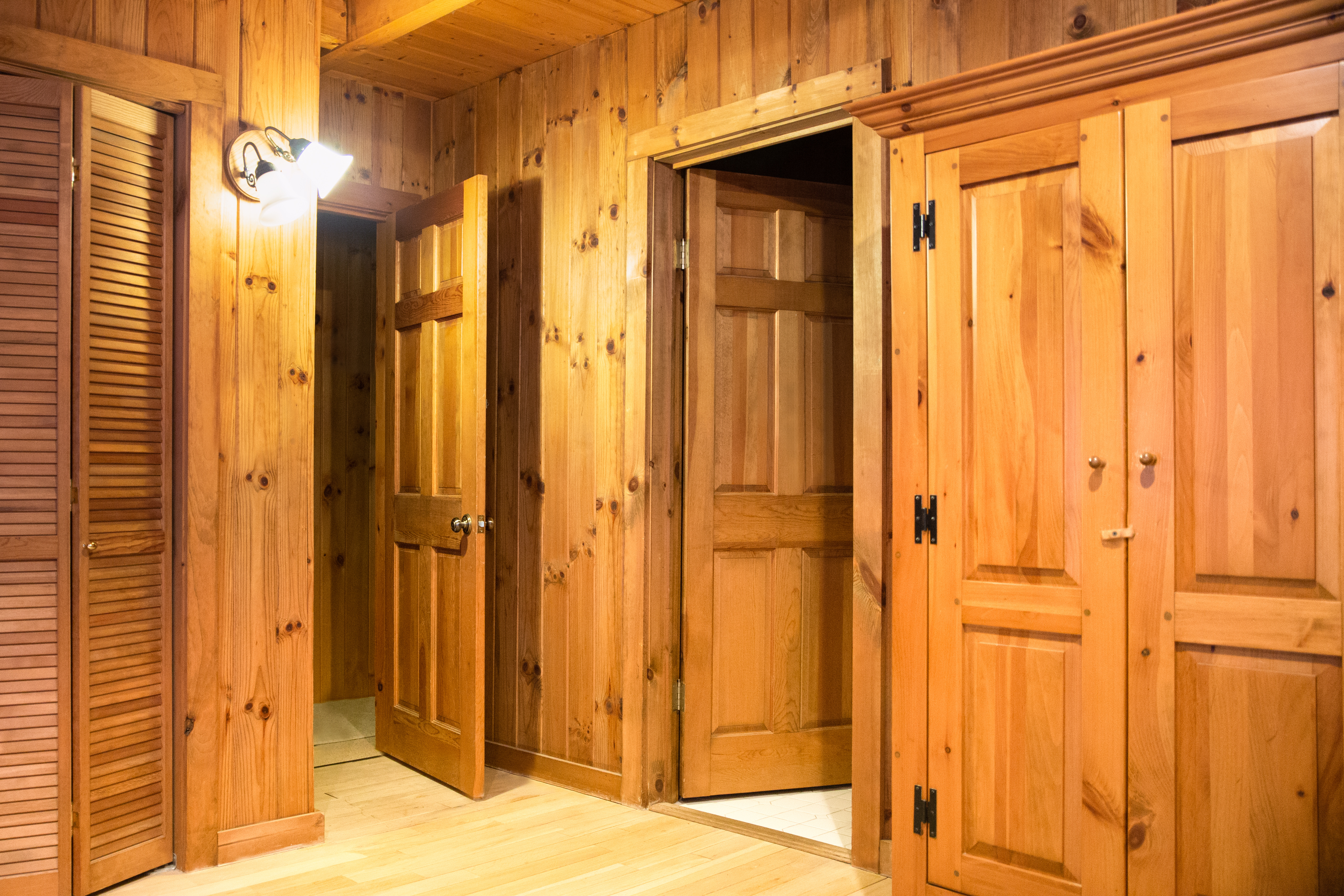 Best Ideas for Purchasing Pine Paneling